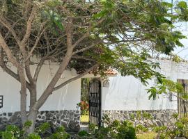 Hospedaje de la Abuela, hotel in Chilca