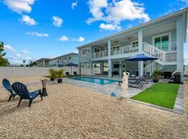 Mermaid's Paradise ~ Pool ~ Dock ~ Games ~ Views