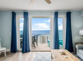 Laketown Wharf #1517 by Nautical Properties