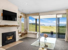 Hepina Heights Retreat Taupo Kinloch: Kinloch şehrinde bir otel
