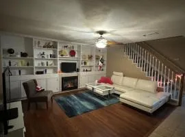 Spacious Room in A Nice House