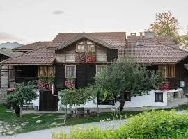 Kandaphery Guest Houses