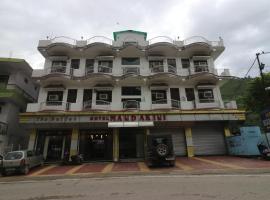 Viesnīca Hotel Mandakini pilsētā Rudraprayāg