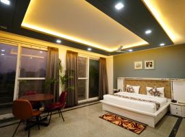 Posh Garden Inn Artemis Hospital Road Gurgaon, ξενοδοχείο σε Γκουργκάον