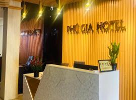 Phú Gia 113 NTT, hotel near Saigon Exhibition and Convention Center, Ho Chi Minh City