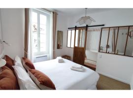 Maison Charmeilles - La suite Fronsac, hotel en Fronsac