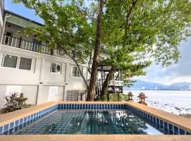 Patong Beach front Kalim Villa