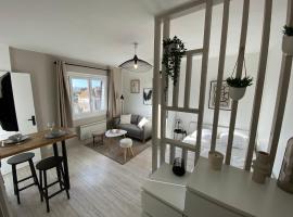 Studio cosy à 200m de la plage, leilighet i Ouistreham