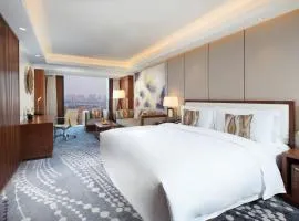 Intercontinental Jinan City Center by IHG