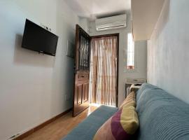 Vivienda única a 10 metros de la playa, viešbutis Malagoje