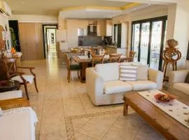 Aloe Verra Condo ,By IdealStay Experience