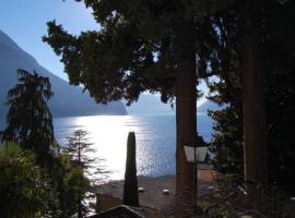 Giardino Violetta, location près de la plage à Lugano