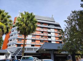 Perkasa Hotel Mt Kinabalu, hótel í Kampong Kundassan