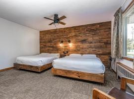 Aqua Aire Inn & Suites, ξενοδοχείο σε Minocqua