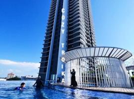 SKY COZY TROIKA RESIDENCE, 1 BEDROOM 4-6 PAX, 2 BEDROOMS 6-8 PAX, POOL VIEW, SKY & CITY VIEW, Free Parking, Pool, WiFi, Netflix, Disney Hotstar – hotel w mieście Kota Bharu