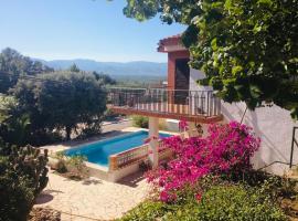 Country house Godall, vacation home in La Galera