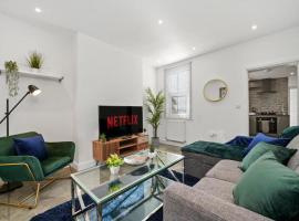 The Stylish Oxford Abode - Parking - Sleeps 8, hotel di Oxford