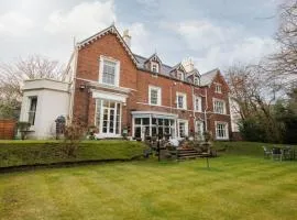 Mossley Hill Retreat