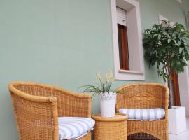 Appartamenti Rosanna, hotel en Grado