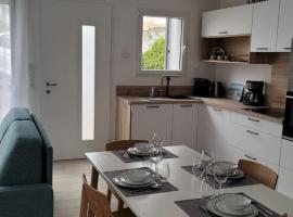 New house on the seafront, beach hotel in Hermanville-sur-Mer