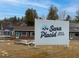 Sara Placid Inn & Suites, hotel with parking in Saranac Lake