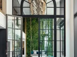 티밧에 위치한 호텔 La Fleur Boutique Hotel