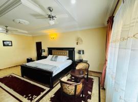 Silent night, hotel in Kumasi