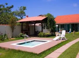 Excelente casa à 900m da Praia de Itaipuaçu