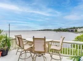 Riverfront Townhome in Titusville Community Pool