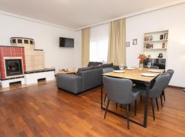 Stadthaus mit 2 Schlafzimmern & Wohnzimmer mit Kamin - Kostenloser Privat-Parkplatz auf dem Grundst&uuml;ck