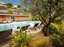 Courtyard by Marriott Montpellier, hotel with pools in Montpellier