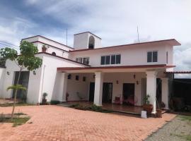 CASA PRINCESA DONAJI, vacation home in Tlacolula de Matamoros