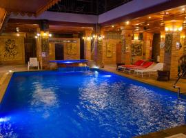 Diva Patong Hotel, hotel med pool i Patong Beach