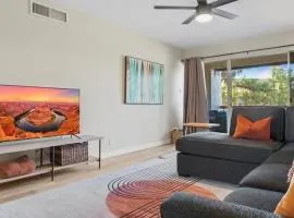 Modern and Sophisticated Old Town Scottsdale Gem