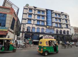 Hotel Mera Mann,Lucknow, hotel near Chaudhary Charan Singh International Airport - LKO, Lucknow