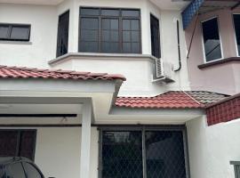 Homestay Hajrah, hotel with jacuzzis in Ipoh