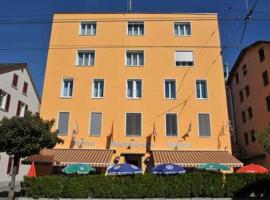 Studios with Kitchenette, hotell i Basel