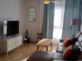 Modern house with 2 bedrooms near the beach, hotel in Castillo del Romeral