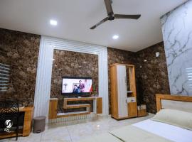 AN REGENCY, hotel v destinaci Edappāl