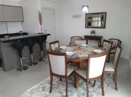 Apartamento aconchegante a 100 metros do mar.