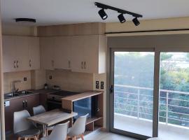 Superior Bridge Apartment، فندق في Antirrio