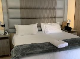 Mudix Royal Palace Guest Lodge, отель типа «постель и завтрак» в городе Мусина