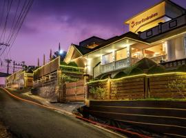 Star Emirates Luxury Resort and Spa, Munnar, luxury hotel in Anachal