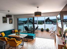 Domy na Roztoczu Aleja Lipowa B,G,J,K Jacuzzi na wyłączność Sauna,Kajaki, Hotel in Zwierzyniec