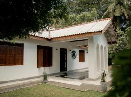 Woradi Solitude Bungalow, villa en Talpe