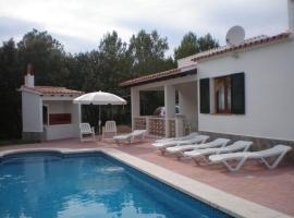 Villa en Sa Roca, hotell sihtkohas Es Mercadal