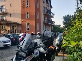 Regent Garden, alojamiento en la playa en Băile Felix