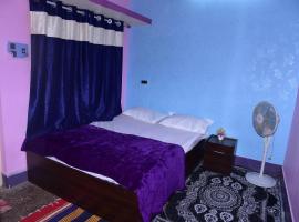 S & H Stay Home, bed and breakfast en Mysore