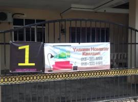 Yasmeen Homestay Kemaman, hotelli, jossa on pysäköintimahdollisuus kohteessa Kampong Kemaman