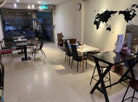 Little House, hotel in Chiayi City